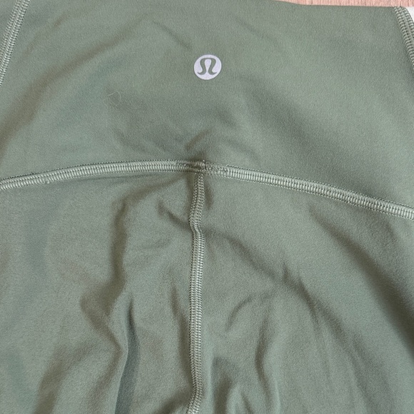 Lululemon Nulu Colour Block High-Rise Crop 23" Green Twill / Green Fern Size 2 - Picture 7 of 10